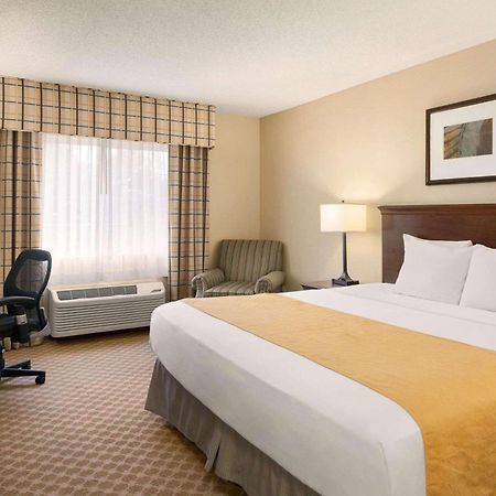 Country Inn & Suites By Radisson, Owatonna, Mn Buitenkant foto