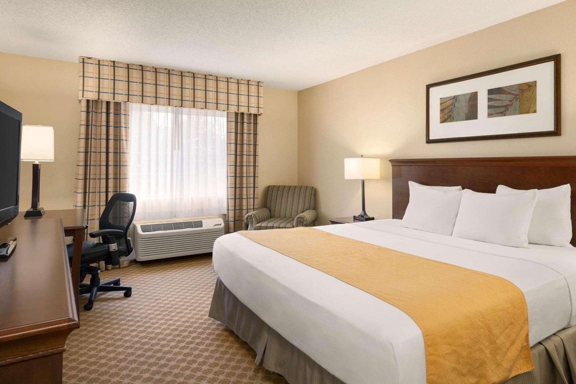 Country Inn & Suites By Radisson, Owatonna, Mn Buitenkant foto